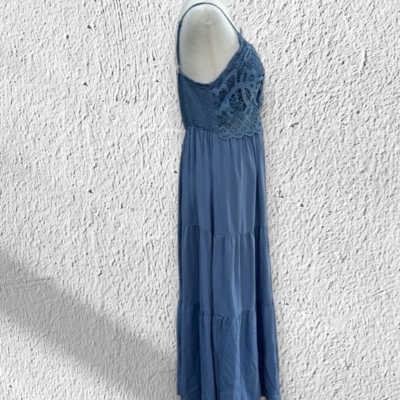 Dokuriti Women’s Solid Maxi Dress - Picture 10 of 13